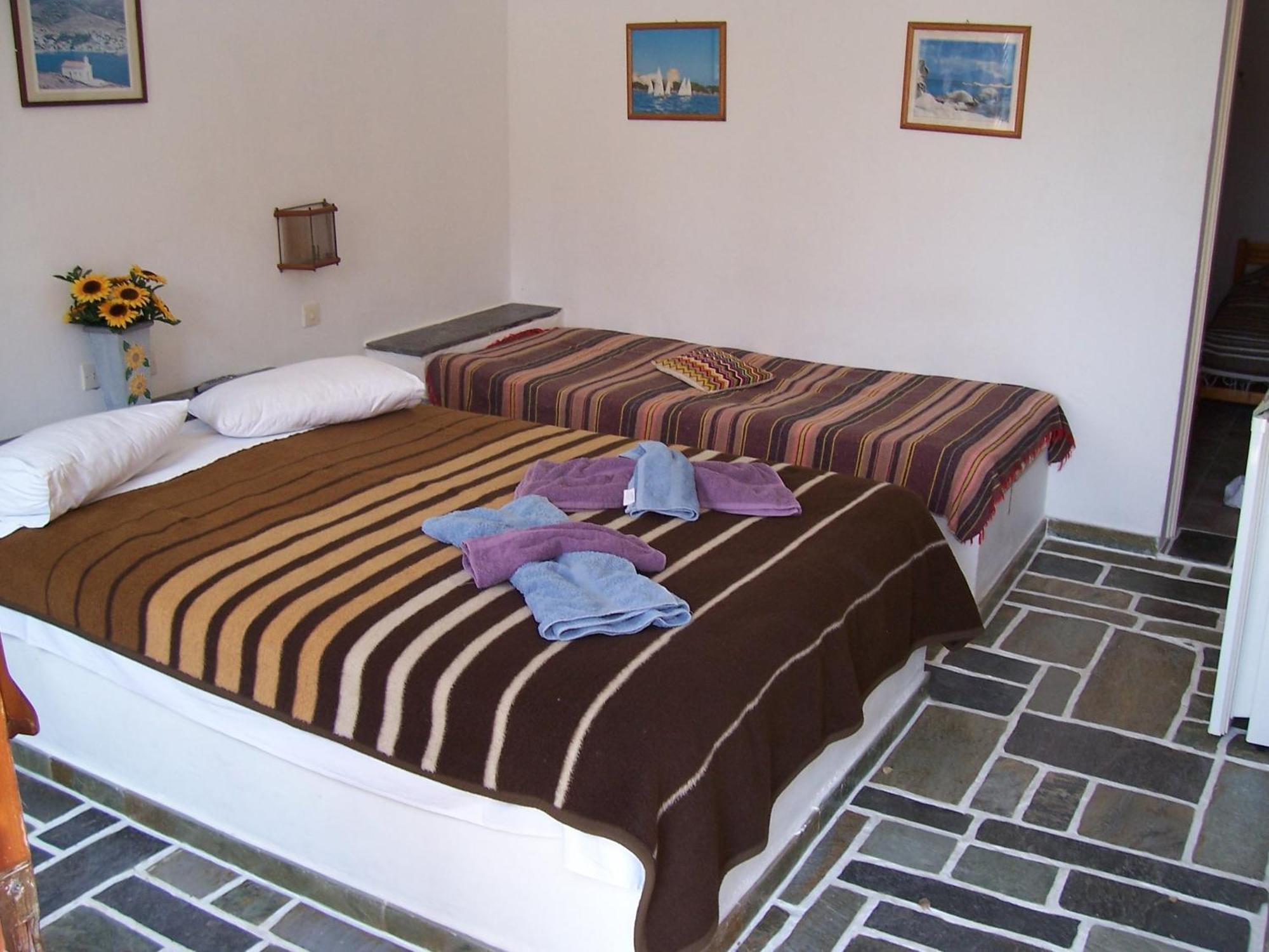 Pension Irini-Vicky Chora Exterior foto